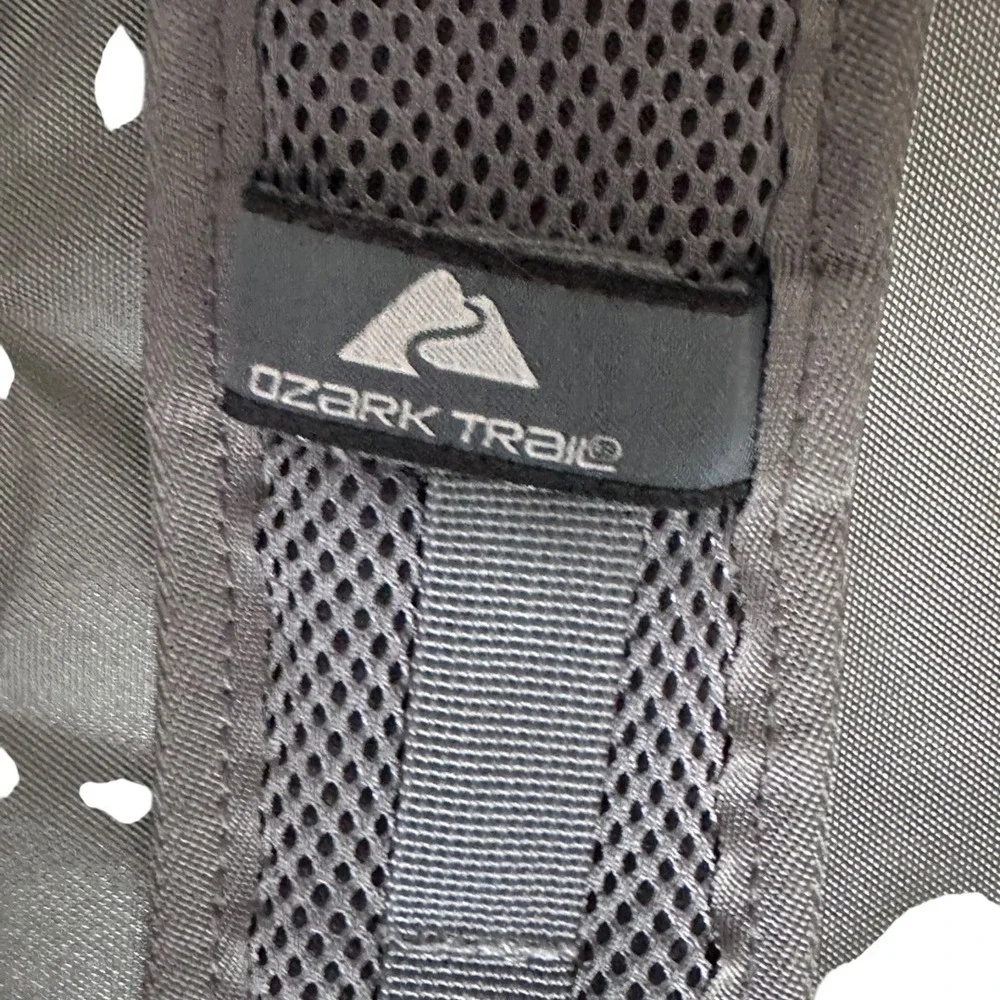 Ozark Trail Atka Backpack Unisex OS Black Orange Excellent Lightweight‎ Ripstop